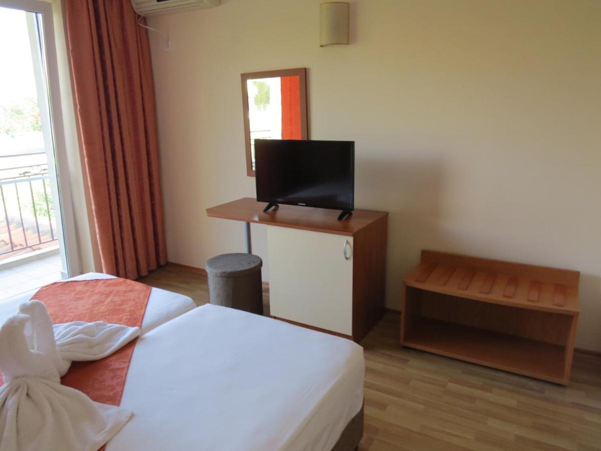 Family Hotel Dayana Beach Sinemoretz Exterior photo